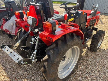 Минитрактор Mitsubishi VST MT180D 4x4 4WD