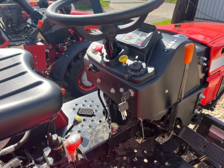 Минитрактор Mitsubishi VST MT180D 4x4 4WD