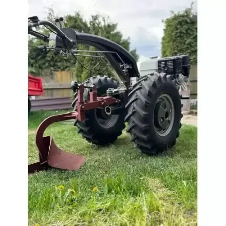 Мотоблок New Sich series Pilot Мотор Сич Honda 9 л.с  (Колеса 6-12 индия)