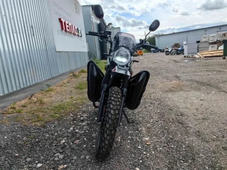 Мотоцикл дорожный ROCKOT QUEST 150 (красный)+кофр