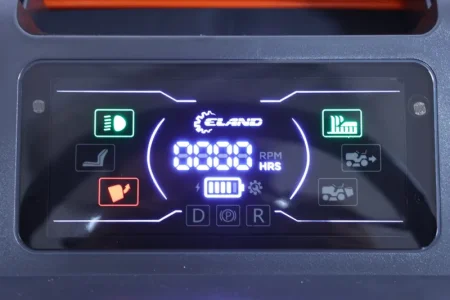 Газонокосилка бензиновая самоходная с сиденьем (райдер) ELAND LT-5810P