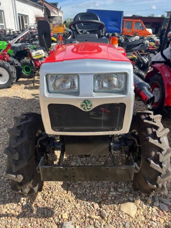 Минитрактор Mitsubishi VST MT180D 4x4 4WD