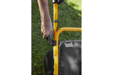 Газонокосилка бензиновая самоходная STIGA COMBI 753 SE