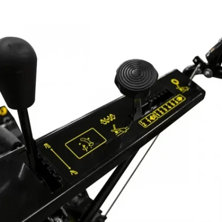 Снегоотбрасыватель, 6,5 л.с. CHAMPION  ST655