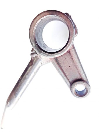 Рычаг 082-1702045